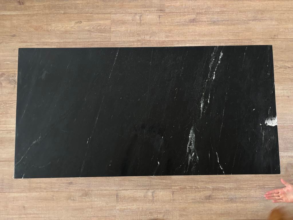Marmeren salontafel - Zwart met stalen onderstel, Huis en Inrichting, Tafels | Salontafels, Ophalen, Overige materialen, Gebruikt