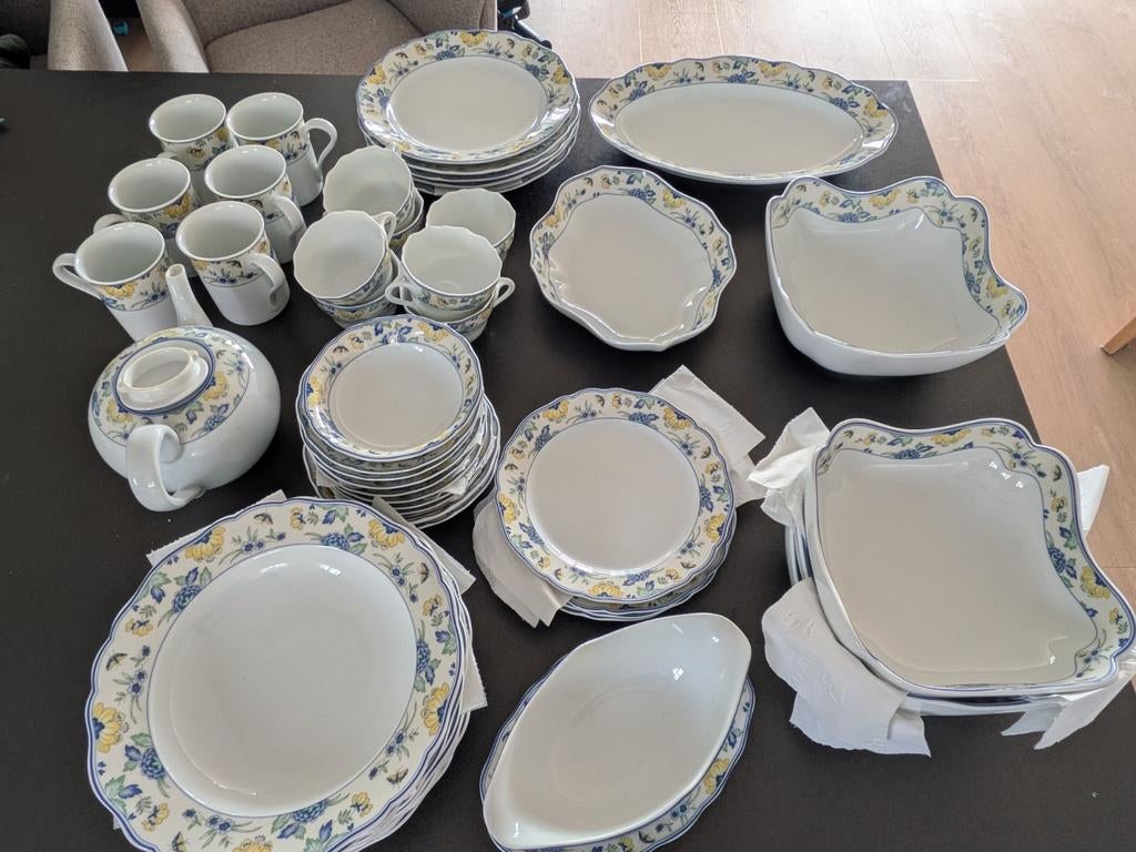 Servies
Hutschenreuther Maria Theresia Papillon, Ophalen of Verzenden