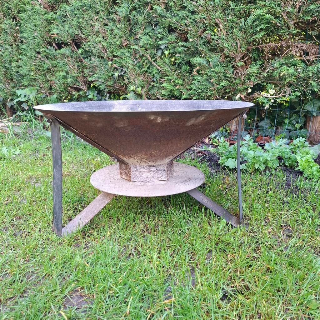 Vuurschaal groot, Ophalen