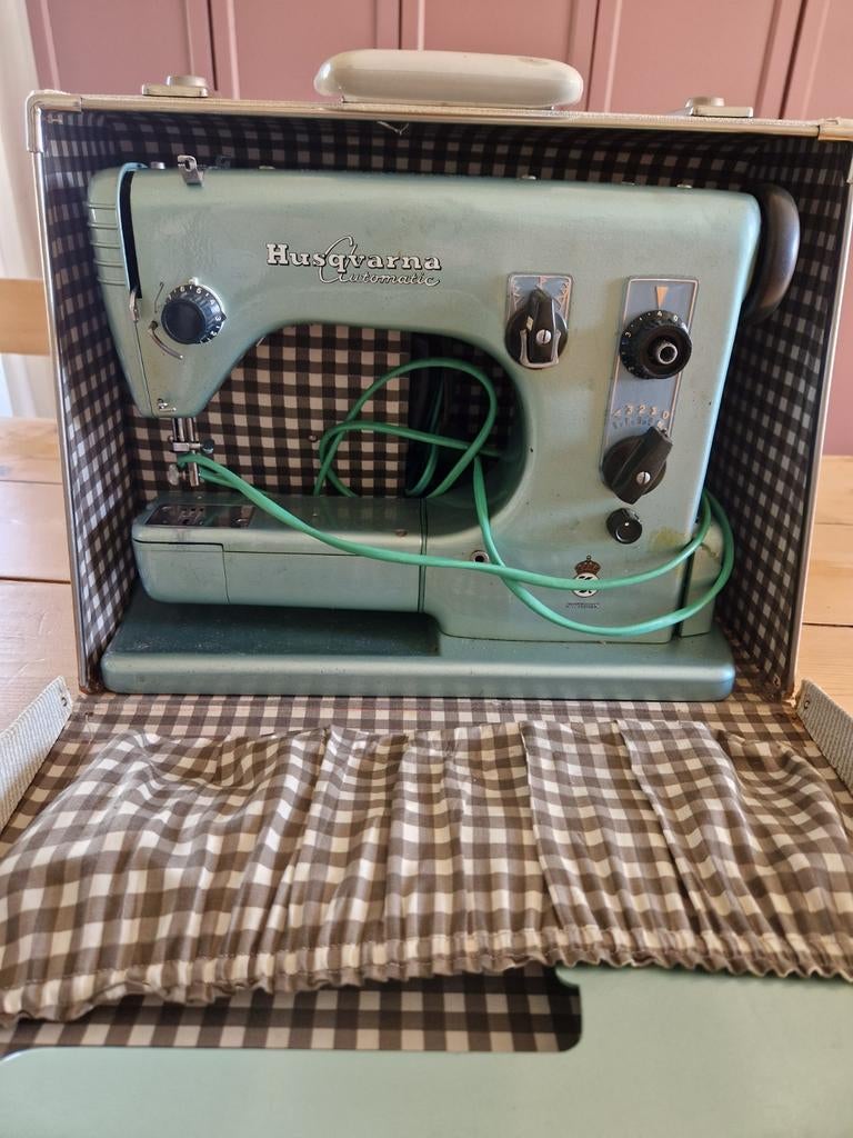 Husqvarna automatic 21e naaimachine, Ophalen of Verzenden, Gebruikt, Naaimachine, Husqvarna