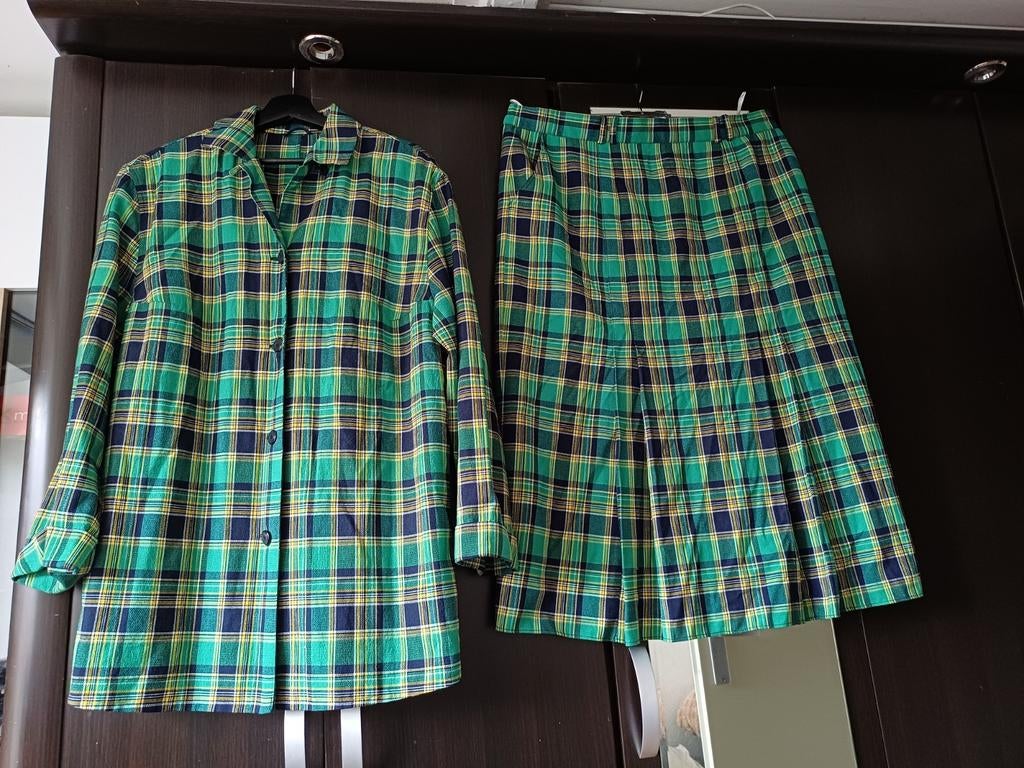 SETJE. ZGAN, Ophalen of Verzenden, Zo goed als nieuw, Maat 46/48 (XL) of groter