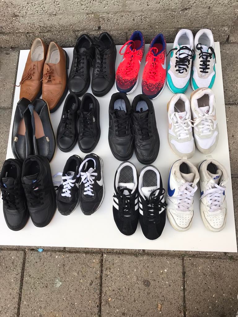 Leuke schoennen uitkiezen, Ophalen of Verzenden, Zo goed als nieuw