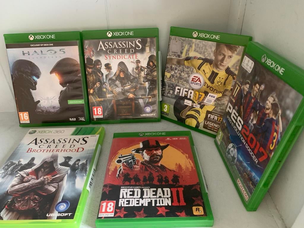 Xbox One games: Verschillende titels en 1x 360 Assassins C., Spelcomputers en Games, Games | Xbox One, Gebruikt, Vanaf 18 jaar