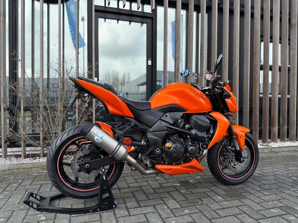 INRUILKOOPJE! KAWASAKI Z 750 -2010- Leovince demper- Z750, Motoren, 4 cilinders, Motorrijbewijs A, Bedrijf, Onbekend