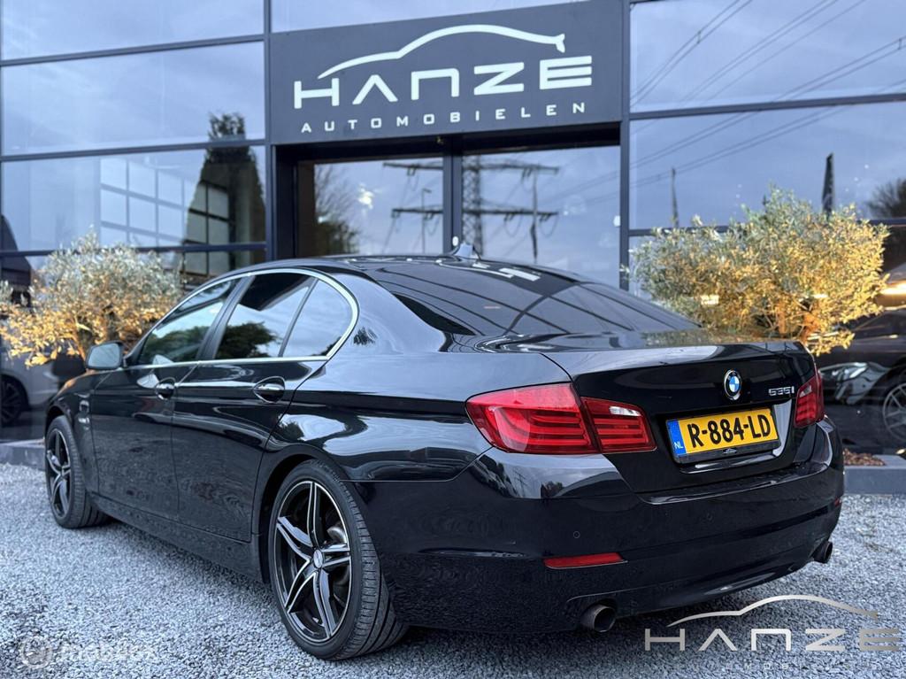 BMW 5-serie 535xi High Executive|F10|Schuifdak|Lees Tekst!, Euro 5, Gebruikt, Bi-Xenon koplampen, Zwart