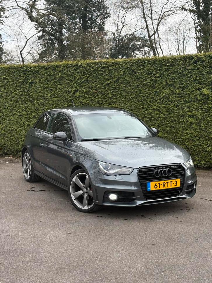 Audi A1 1.2 Tfsi 63KW 2011 Grijs, Auto's, Audi, Particulier, A1, Benzine, A, Hatchback, Handgeschakeld, Origineel Nederlands, Zilver of Grijs