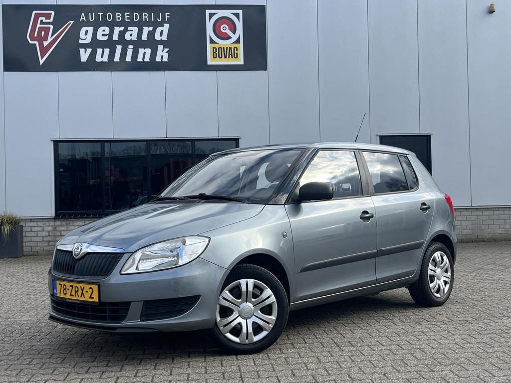 Skoda Fabia 1.2 TSI Arctic AIRCO NIEUWE APK! TREKHAAK, Auto's, Voorwielaandrijving, Euro 5, 4 cilinders, Bedrijf