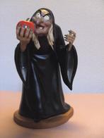 WDCC Villain Hag (Heks):  Take the apple, Dearie, Verzamelen, Disney, Ophalen of Verzenden, Sneeuwwitje of Doornroosje, Zo goed als nieuw