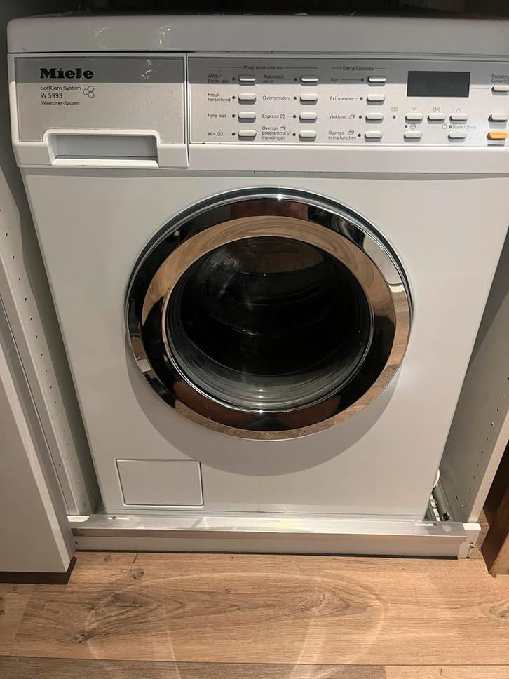 Miele Wasmachine W 5993 SoftCare System Waterproof System, Witgoed en Apparatuur, Wasmachines, Zo goed als nieuw, Voorlader, 8 tot 10 kg
