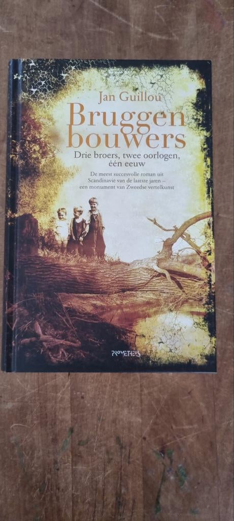 Bruggenbouwers - Jan Guillou (Hardcover), Boeken, Ophalen of Verzenden, Gelezen, Jan Guillou, Europa overig