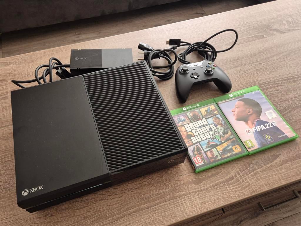 XboX One 500GB + GTA V & Fifa 22, Xbox One, Ophalen of Verzenden, Met 1 controller, 500 GB