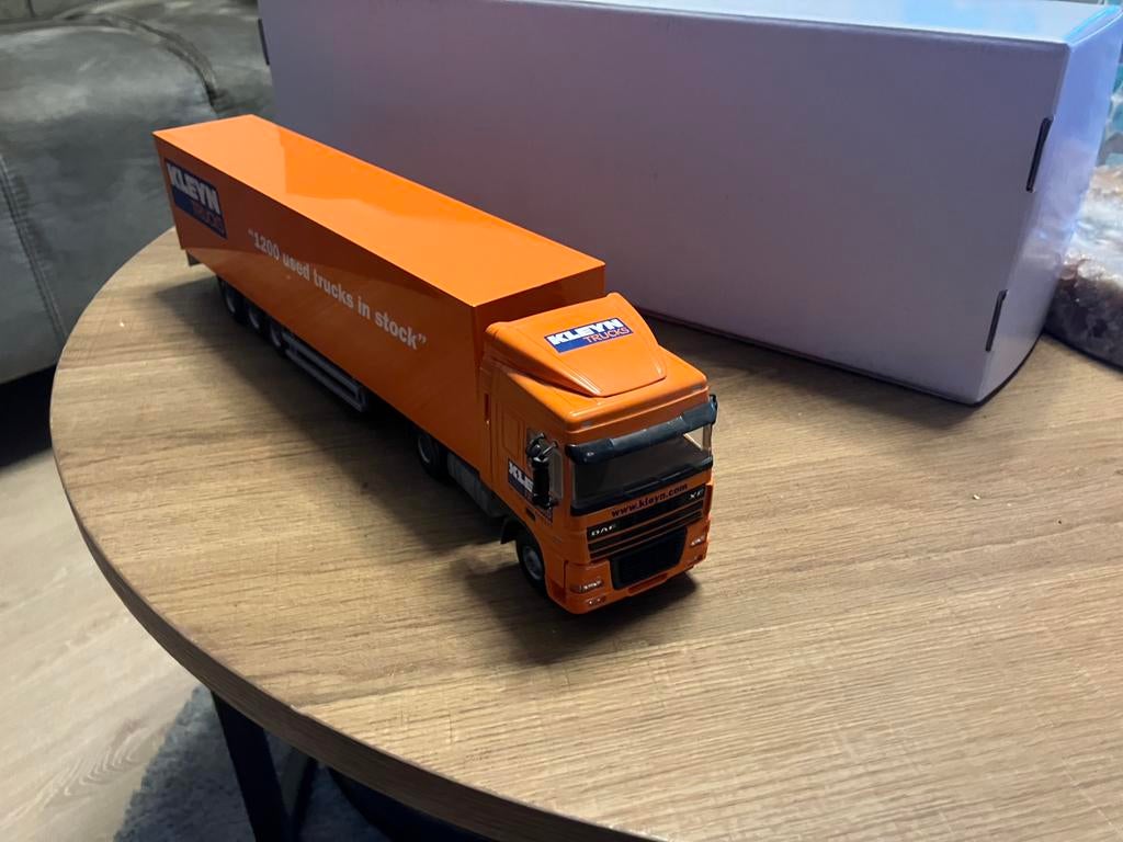 Tekno daf xf kleyn trucks, Hobby en Vrije tijd, Modelauto's | 1:50, Ophalen of Verzenden, Zo goed als nieuw, Bus of Vrachtwagen