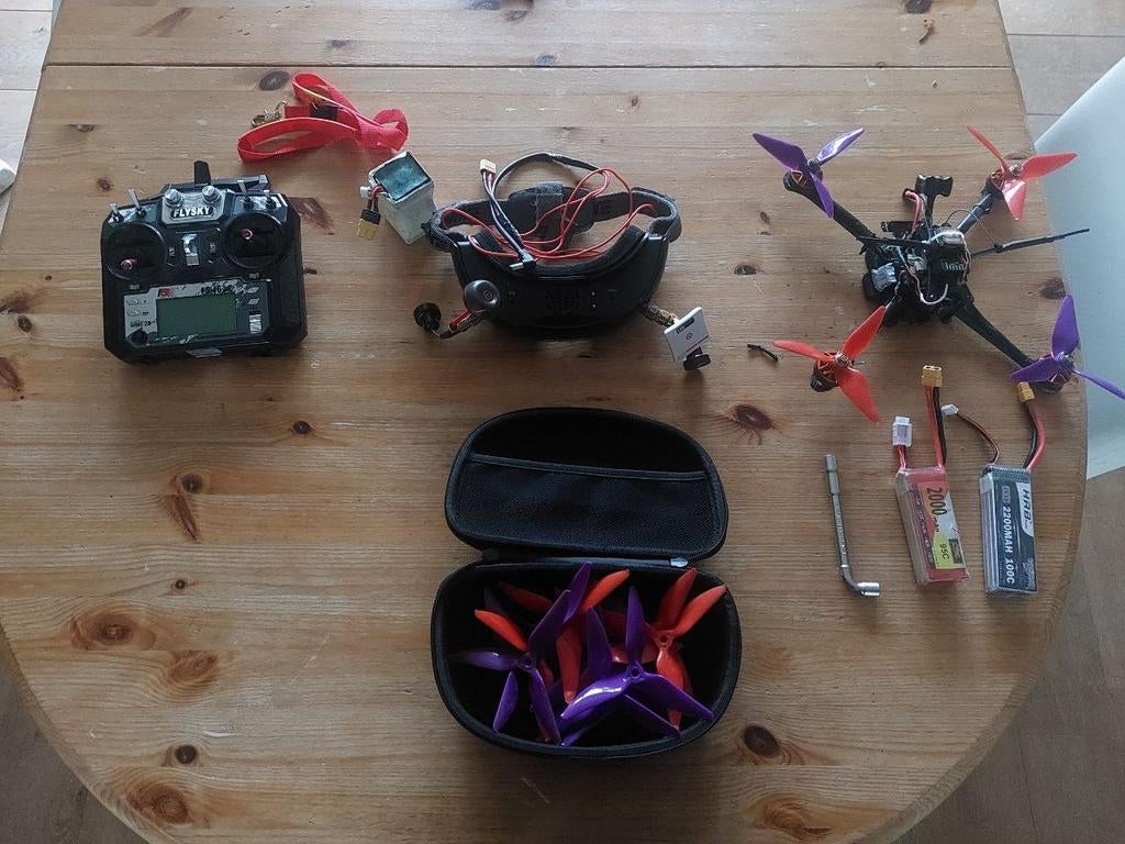 Eachine Tyro129 Race Drone FPV Set met Extra's, Overige merken, Ophalen of Verzenden, Geen adres beschikbaar, Gebruikt