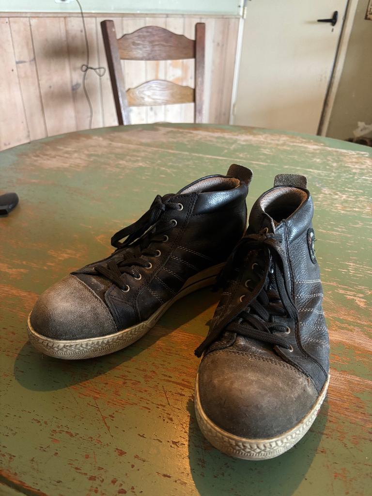 redbrick- safety sneakers maat 44, Kleding | Heren, Redbrick, Zwart, Ophalen of Verzenden, Sneakers of Gympen