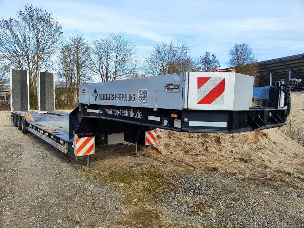 MOL Dieplader zeer netjes 3 assen gestuurd (bj 2002), Auto's, Vrachtwagens, Bedrijf, Aanhangers en Opleggers, Overige brandstoffen