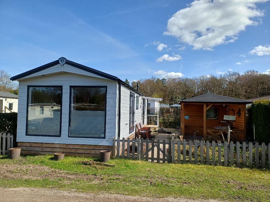 Nieuw Chalet/stacaravan op seizoensplaats in Vierhouten, Caravans en Kamperen, Stacaravans, Tot en met 4