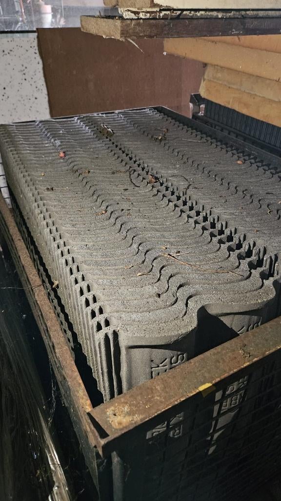 Partij RBB sneldek dakpannen, gevelpannen en nokvorsten, Ophalen, Gebruikt, Steen of Klei, Zwart