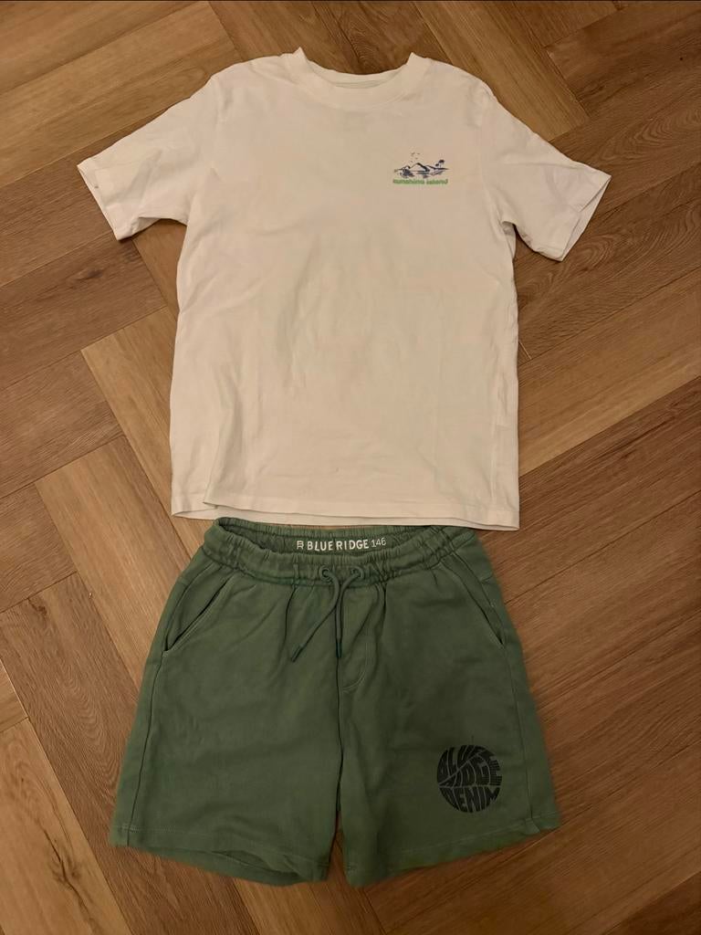 We Setje: T-shirt en korte broek maat 146/152, Kinderen en Baby's, Kinderkleding | Maat 146, Ophalen of Verzenden, Zo goed als nieuw