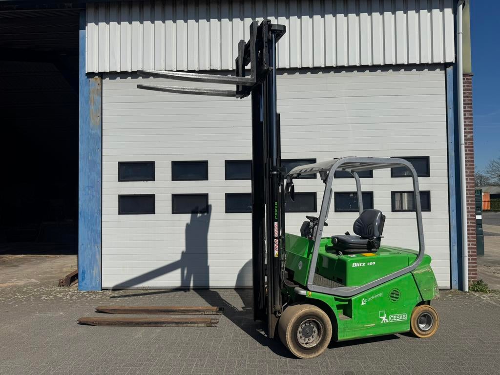 CESAB BLITZ 300 Elektrische Heftruck | 2008 | 3T | 3m, 3000 tot 4000 kg, Ophalen, Elektrisch, Heftruck