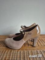 Clarks pumps hakken maat 38 beige leder leer, Schoenen met lage hakken, Beige, Ophalen of Verzenden, Zo goed als nieuw