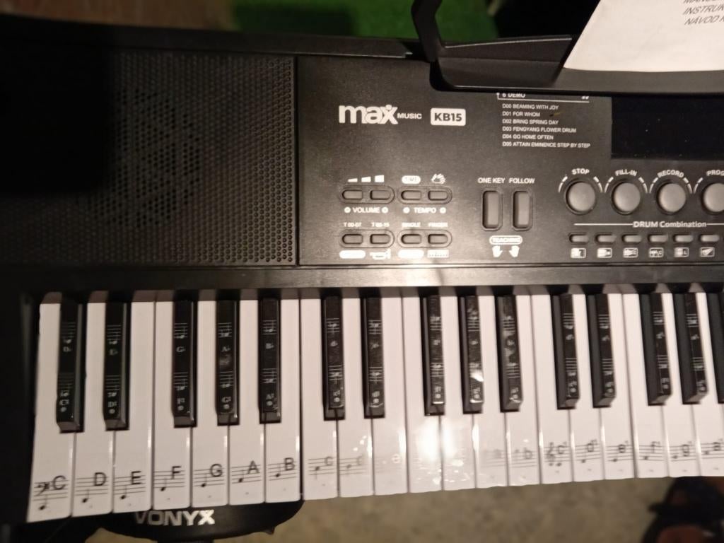 keyboard, 61 toetsen, Met standaard, Zo goed als nieuw, Ophalen