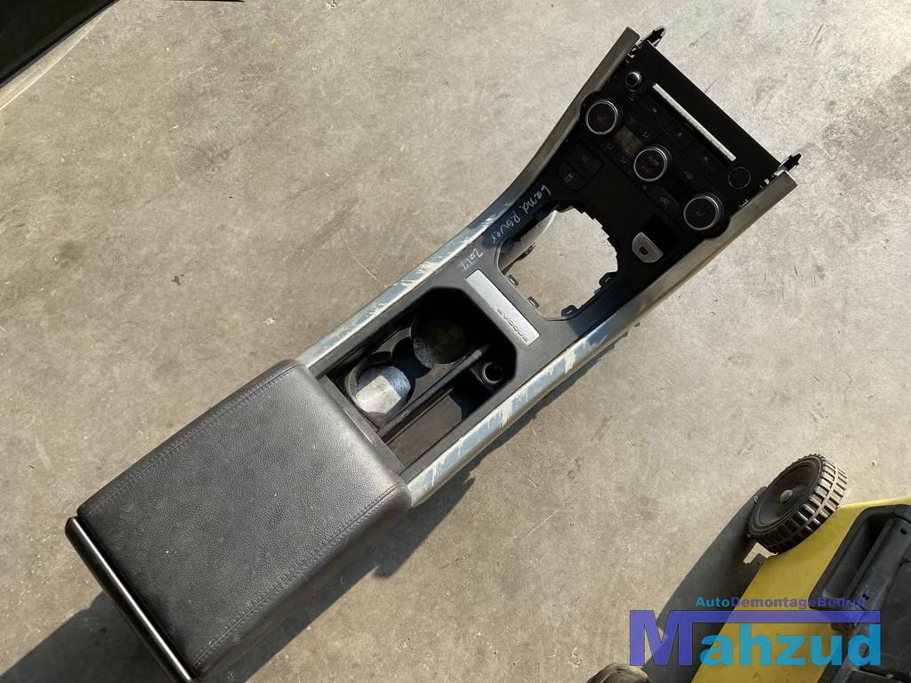 2013 range rover evoque kachel bedieningspaneel armsteun, Abbey Road, Whitley 1
CV3 4LF  Coventry, Jaguar Land Rover Limited, Gebruikt