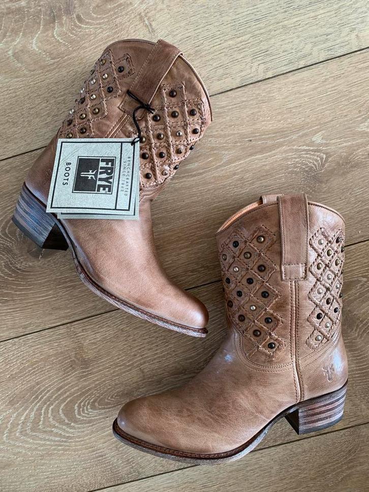 Frye cowboylaarzen 37 38 enkellaarsjes studs western boots, Kleding | Dames, Schoenen, Nieuw, Lage of Enkellaarzen, Bruin, Ophalen of Verzenden