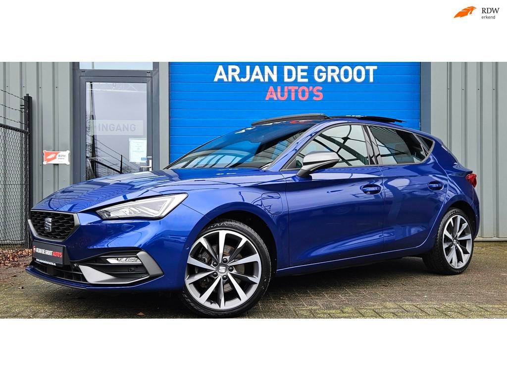 SEAT Leon 1.5 eTSI FR Full Options! Pano Acc Sfeer Carplay, Zwart, 4 cilinders, 150 pk, Plug-in hybride