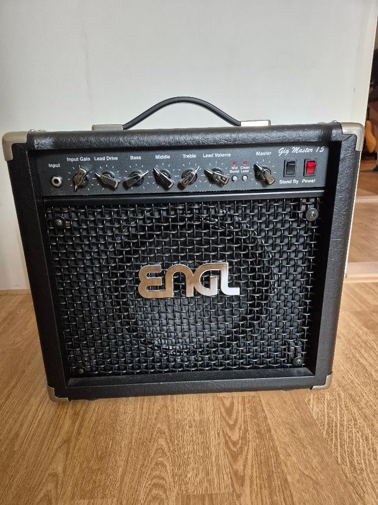 ENGL gigmaster 15 combo E310 met Z4 footswitch, Ophalen, Zo goed als nieuw, Gitaar, Minder dan 50 watt