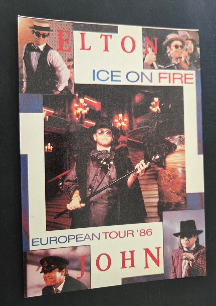 Elton John - Ice on Fire, Verzamelen, Ansichtkaarten | Themakaarten, Ongelopen, 1980 tot heden, Sterren en Beroemdheden, Verzenden