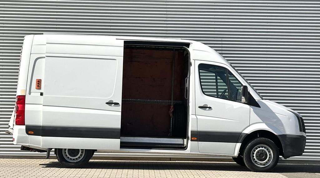 Volkswagen Crafter 35 2.0 TDI L2H2 bus met laadklep MARGE 42, Auto's, 13 km/l, Euro 5, Gebruikt, Volkswagen