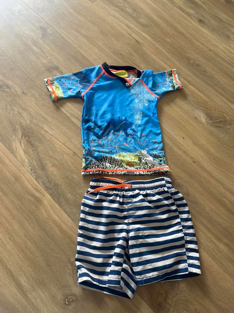 Zwemkleding setje maat 86-92 met UV-shirt en zwembroek, Ophalen of Verzenden, Zo goed als nieuw, Overige maten