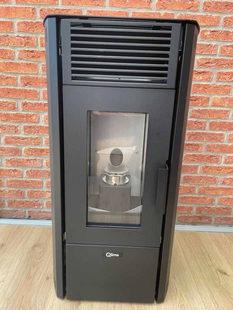 Nieuwe Pelletkachel Qlima 7,7 kw 2 jaar garantie, Overige brandstoffen, Nieuw, Ophalen of Verzenden, Pelletkachel