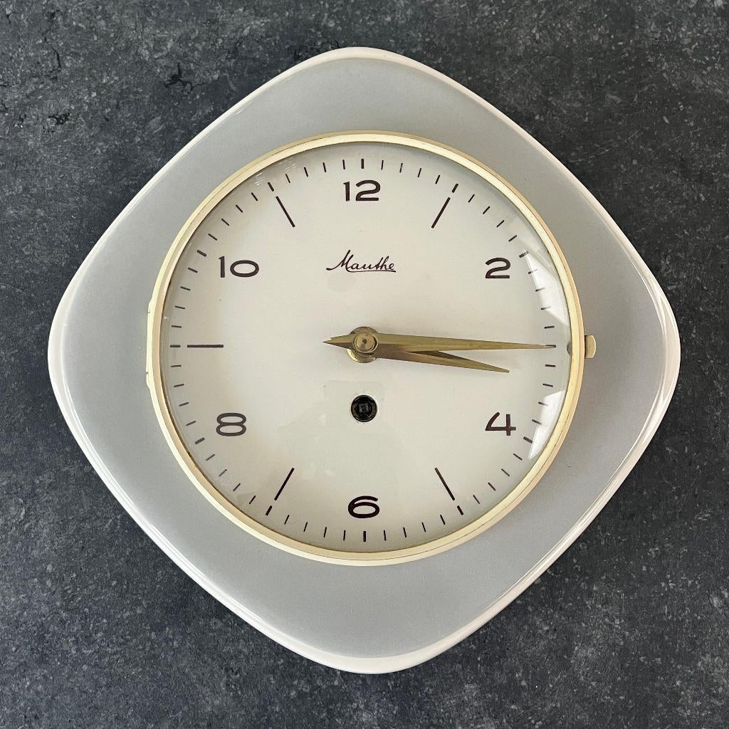 Jaren 50 60 keramiek wandklok Mauthe Kienzle, Ophalen of Verzenden