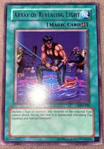 Yu-Gi-Oh! Array of Revealing Light LOD Old US Print !, Ophalen of Verzenden, Zo goed als nieuw, Losse kaart, Foil