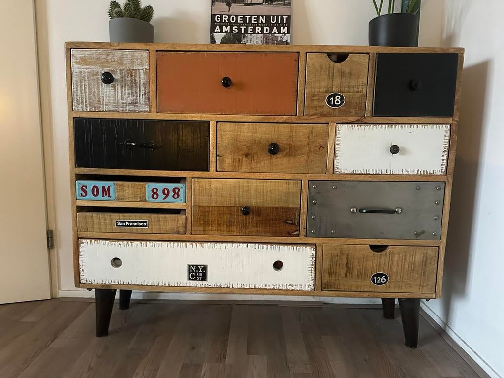 Industriële Ladekast - Massief hout (115cm breed), Huis en Inrichting, Kasten | Dressoirs, Zo goed als nieuw, 100 tot 150 cm, 25 tot 50 cm