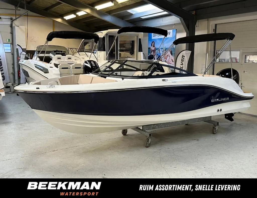 Bayliner V20 Bowrider met Mercury 150 PK! Nieuw, Watersport en Boten, Speedboten, 6 meter of meer, Nieuw, 120 tot 200 pk, Polyester