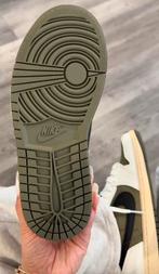 Travis Scott Olive maat 39, Kleding | Dames, Ophalen of Verzenden, Nieuw, Overige kleuren, Sneakers of Gympen