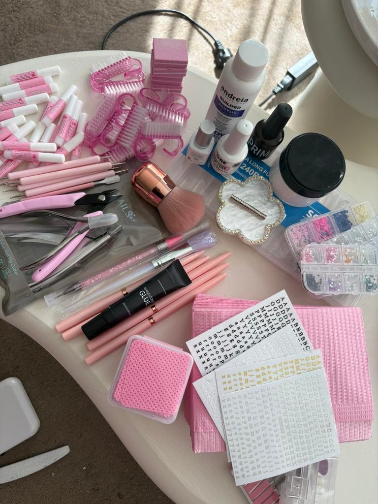 Set acryl nagels met oefen nagels, Ophalen of Verzenden, Zo goed als nieuw, Overige kleuren, Handen en Nagels