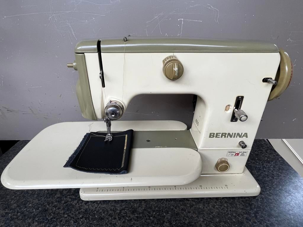 Naaimachine, Ophalen of Verzenden, Zo goed als nieuw, Naaimachine, Bernina