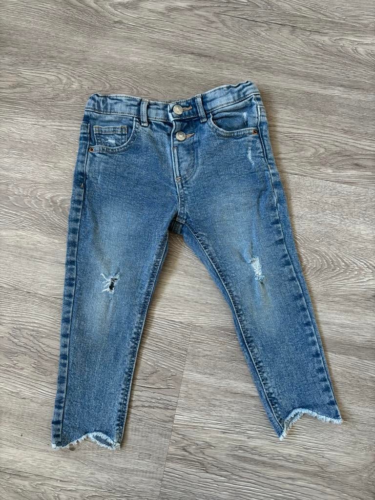 Spijkerbroek Zara maat 92, nette staat, Kinderen en Baby's, Kinderkleding | Maat 92, Ophalen of Verzenden, Zo goed als nieuw, Meisje