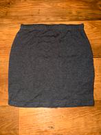 Dames donkergrijze korte rok van Primark, Kleding | Dames, Rokken, Ophalen of Verzenden, Zo goed als nieuw, Maat 36 (S), Grijs