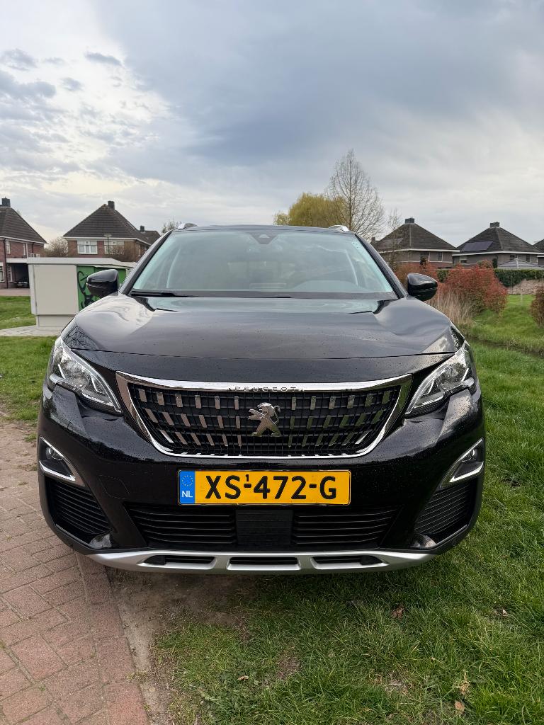 Peugeot 3008 1.2 Puretech 130pk S&S EAT 2019 Zwart, Auto's, Peugeot, Lichtsensor, 1199 cc, Zwart, 690 kg