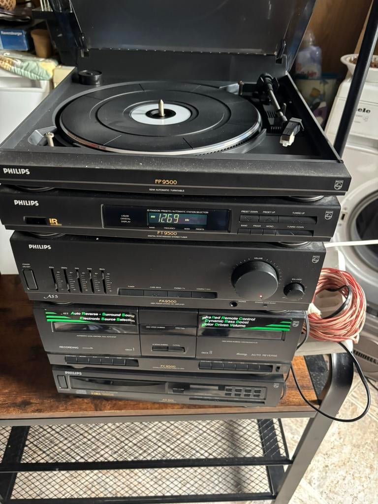 Compleet stereo set merk philips voor maar 70 euro koopje, Audio, Tv en Foto, Ophalen of Verzenden, Zo goed als nieuw, Cd-speler