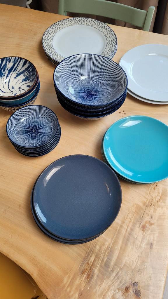 Diverse serviesonderdelen: schalen en borden (Ikea/Xenos), Huis en Inrichting, Keuken | Servies, Gebruikt, Overige typen, Overige stijlen