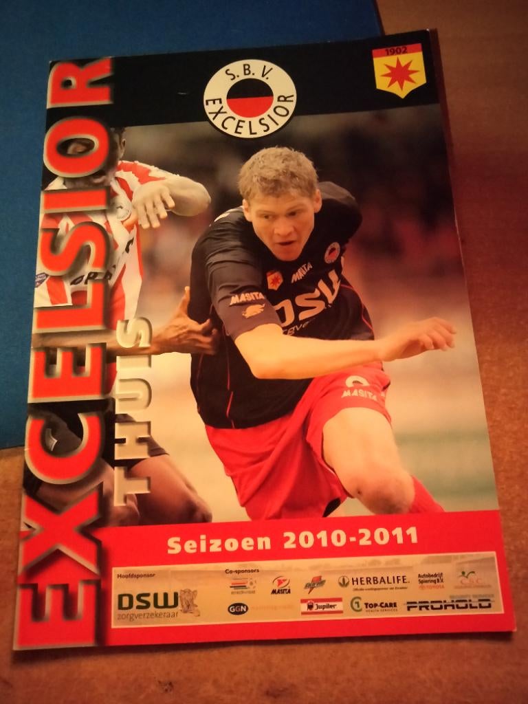 Excelsior-fc twente 10-11, Ophalen of Verzenden, Zo goed als nieuw, F.C. Twente, Boek of Tijdschrift