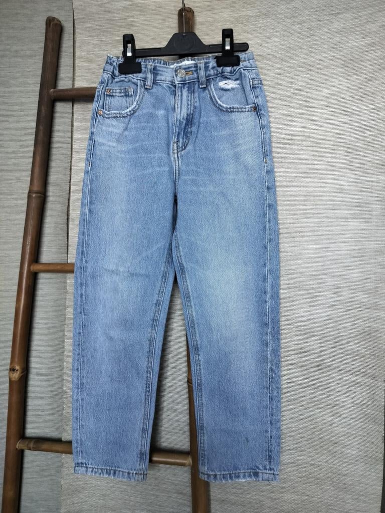 Zara spijkerbroek maat 128, Kinderen en Baby's, Kinderkleding | Maat 128, Ophalen of Verzenden, Zo goed als nieuw