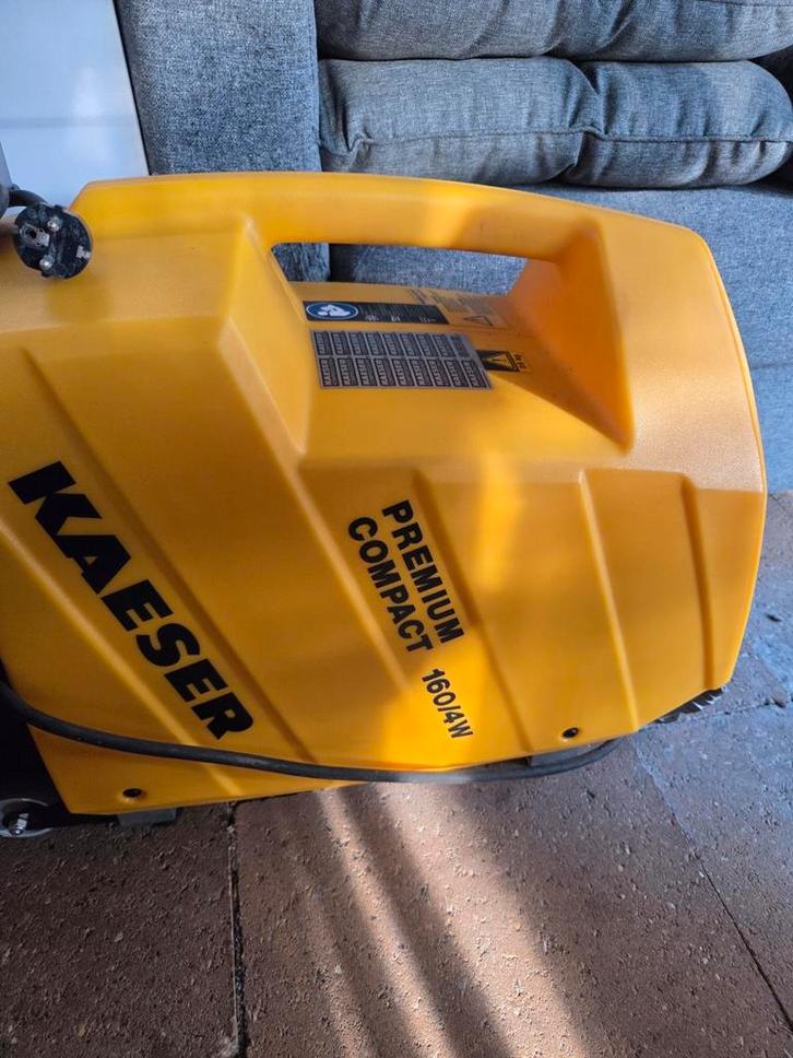 Kaeser Premium Compact 160/4W Compressor, Doe-het-zelf en Verbouw, Compressors, Gebruikt, 6 tot 10 bar, Minder dan 25 liter, Minder dan 200 liter/min