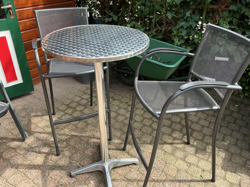 Statafel met 2 barkrukken, Tuin en Terras, Gebruikt, Aluminium, Tuinset, Ophalen