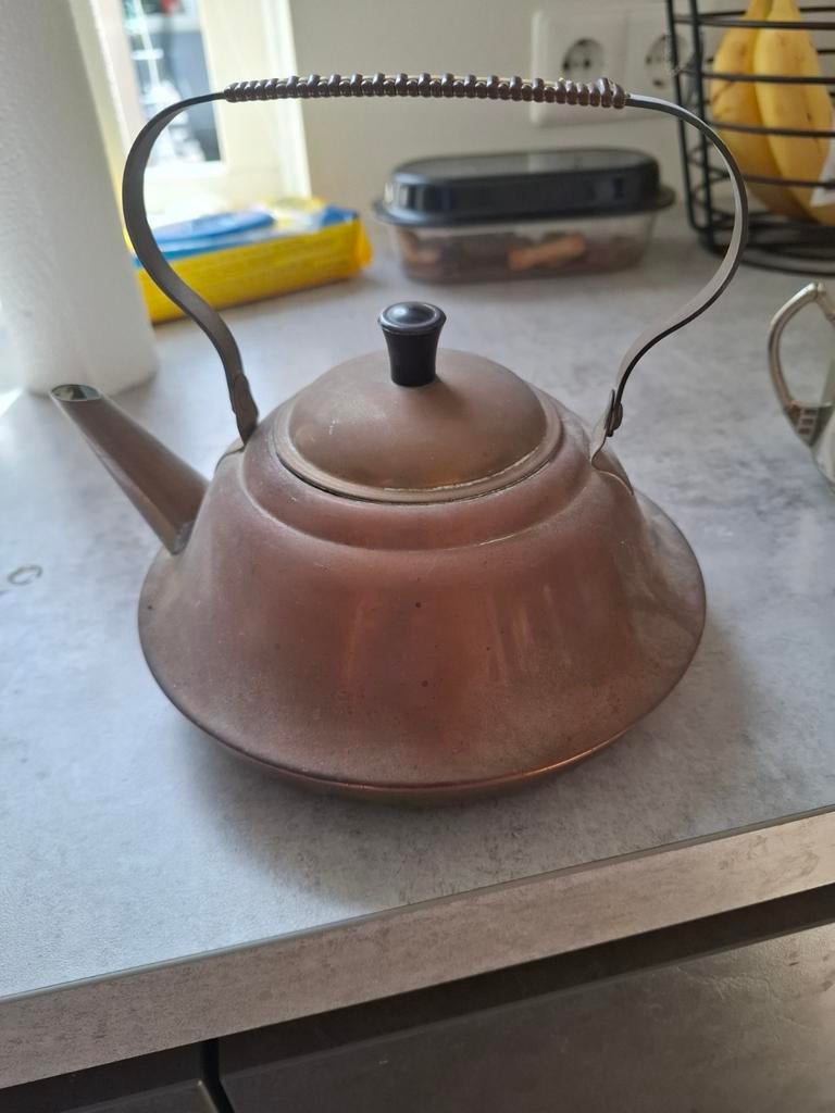 Theeketel, Antiek en Kunst, Ophalen